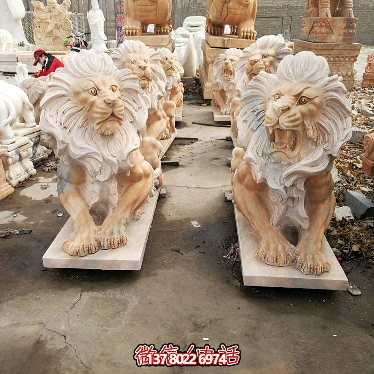 大理石石雕獅子雕塑，點(diǎn)綴晚霞紅園林景觀