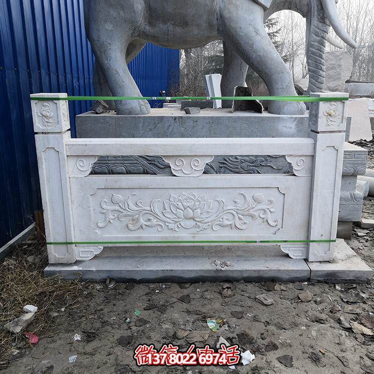 精美石雕扶手欄桿，完美裝飾戶外