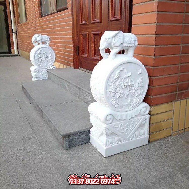 浪漫經(jīng)典，精致雕刻吉祥小象抱鼓石